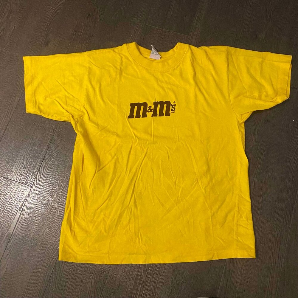 Vintage single stitch M&Ms t-shirt yellow size large